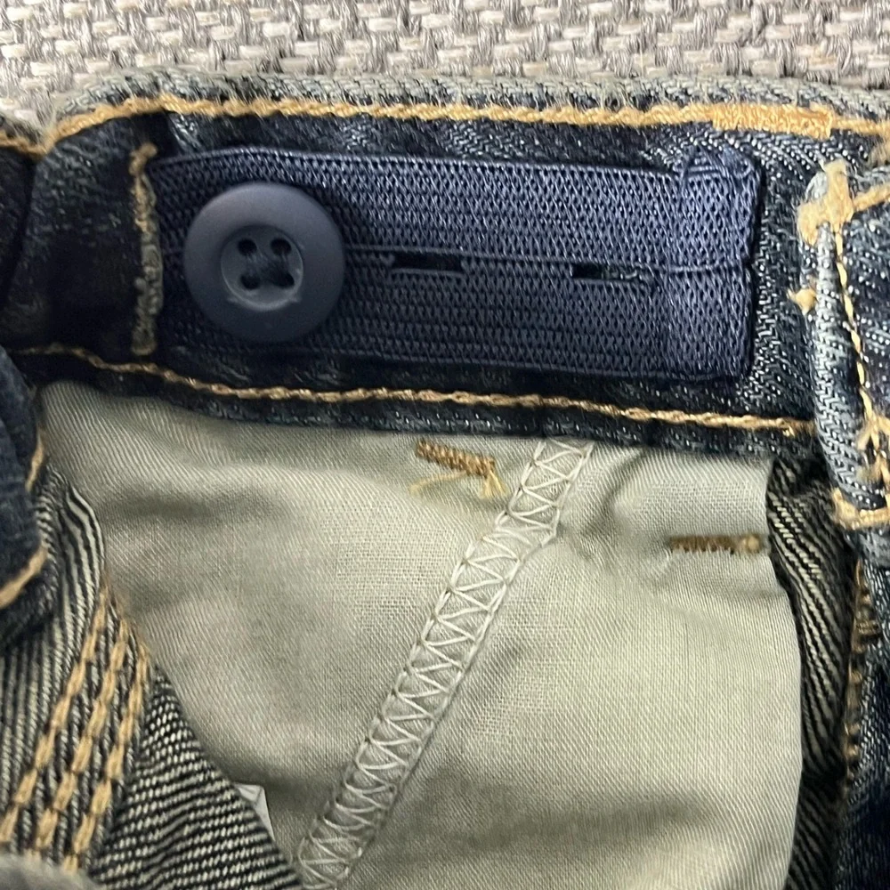 Boys 3T adjustable waist Jean shorts snap closure